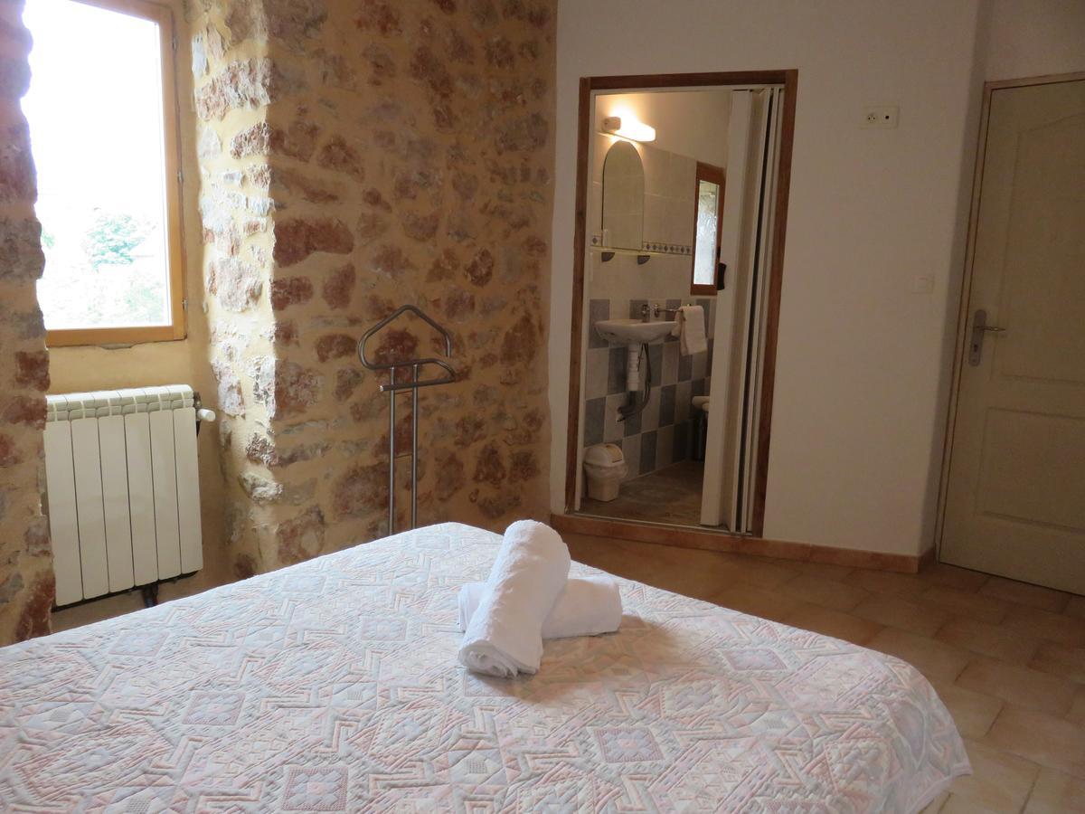 Cafe De La Place Gite & Chambres D'Hotes "Lou Pastre" Lanuéjols Εξωτερικό φωτογραφία